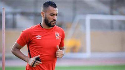 وائل جمعة لحسام عاشور: الأهلي لم يقصر في حقك.. و لم يكن لك دور مؤثر آخر 4 سنوات