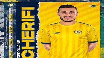 الإسماعيلي يدعم صفوفه بالجزائري رضوان شريفى