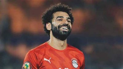 هل يحمل محمد صلاح شارة قيادة المنتخب.. محمد بركات يجيب | فيديو