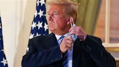 قبل أيام من الانتخابات.. ترامب ينتقد العاملين في مجال مكافحة كورونا‎