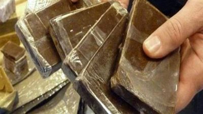 ضبط عاطلين بحورزتهما 2 كيلو حشيش قبل ترويجها على عملائهما بالجمالية
