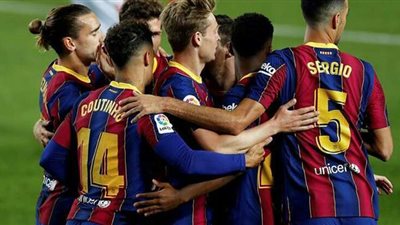 كومان يكشف قائمة برشلونة للقاء ألافيس