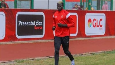 مهاجم الأهلي يرفض الرحيل إلى الإسماعيلي