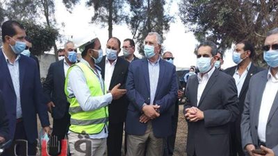 السيد القصير يتفقد مشروع صوب زراعية بالغربية