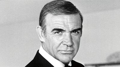 عامل بناء ومساعد جزار.. مهن خلقت من شون كونري  جيمس بوند السينما العالمية