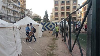 مركز شباب النصر يستضيف متضرري عقار عزبة نادي الصيد بالإسكندرية | صور