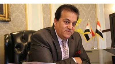 وزير التعليم العالي: لا نميل لفكرة الإغلاق التام للدراسة في الجامعات بسبب كورونا