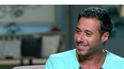 أحمد السعدني: 