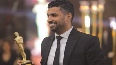 محمد سامي ينشر صورة جديدة من كواليس 