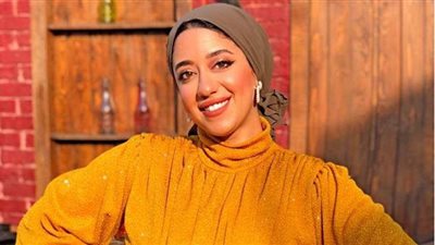 فى خطوات بسيطة اتعلمى وضع الآيلاينر بالطرق الصحيحة