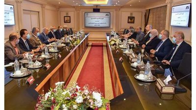 العربية للتصنيع ومعهد التخطيط القومي يبحثان تعميق التصنيع المحلي