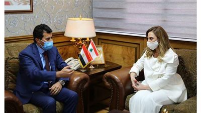 وزير الشباب والرياضة يستقبل نظيرته اللبنانية