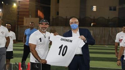 محافظ بني سويف لفريق الدراجات النارية: 