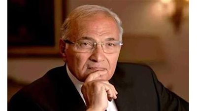 بدء محاكمة أحمد شفيق في فساد الطيران