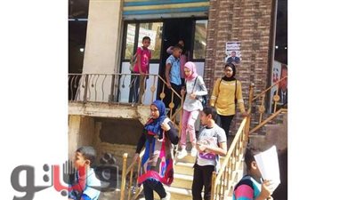 محافظ أسوان: إعفاء 15 ألف طالب من المصروفات المدرسية