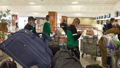 بعثة الرجاء تغادر المغرب في طريقها للقاهرة لمواجهة الزمالك