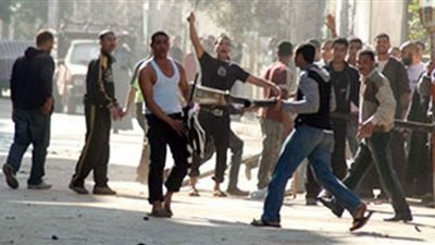 حبس ٦ أشخاص تراشقوا  بـ