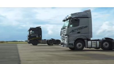 سباق مضحك بين شاحنات مرسيدس وسكانيا | فيديو