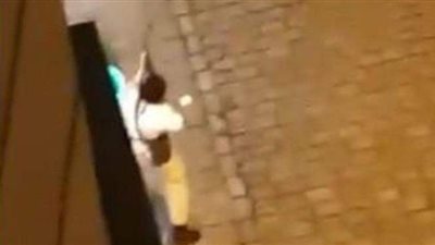 اللقطات الأولى لأحد منفذي الهجوم المسلح في فيينا