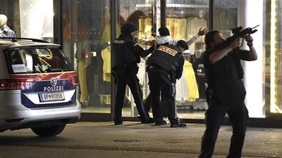 الشرطة النمساوية تلقي القبض على 4 مشتبه بهم في هجوم فيينا