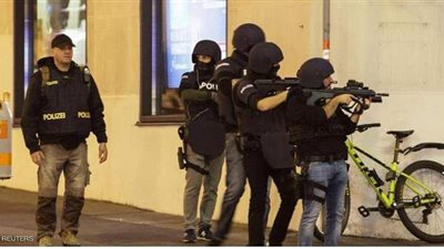 وزير داخلية النمسا: منفذ هجوم فيينا من أنصار داعش.. وارتفاع حصيلة القتلى إلى 3