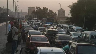 انتظام الحركة المرورية بمحاور القاهرة والجيزة .. وحملات مكثفة على الطرق السريعة