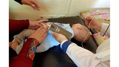 فحص ٣٧٩٠ طفلا ضمن المبادرة القومية للسمعيات بجنوب سيناء