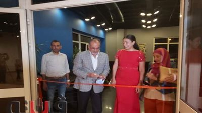 افتتاح معرض 