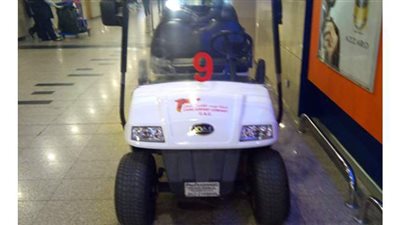 ٥ خدمات يقدمها مطار القاهرة لذوي الاحتياجات الخاصة