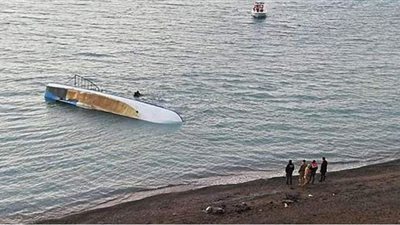 العثور على جثة وإنقاذ 37 شخصا في غرق قارب سياحي في تركيا