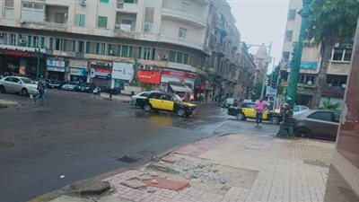 هطول أمطار غزيرة على الإسكندرية ورفع حالة الطوارئ بالأحياء