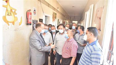 محافظ أسيوط يحيل مخالفات وسلبيات مستشفى أبنوب المركزي للشئون القانونية