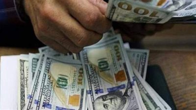 النتائج المبكرة  للانتخابات الأمريكية تقفز بالدولار وتخفض الذهب