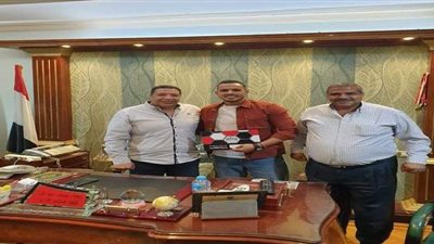 دمنهور يتعاقد مع نادر السيد مدافع البنك الأهلي استعدادا للقسم الثاني