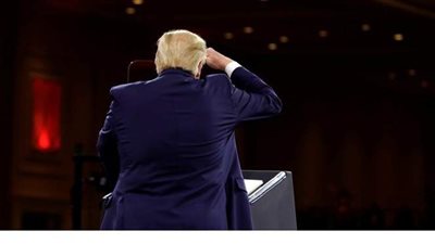 رغم عدم صدور النتائج النهائية.. رئيس الوزراء السلوفيني يهنئ ترامب بالفوز