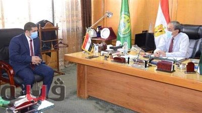 محافظ الإسماعيلية يستقبل رئيس الجهاز التنفيذى للهيئة العامة لتعليم الكبار | صور