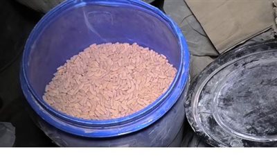 شاهد.. ضبط مصنع لإنتاج التامول والترامادول بالقليوبية  | فيديو