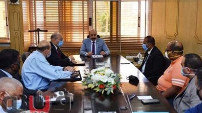 بعد ارتفاع معدلات الإصابة بفيروس الكورونا .. تفعيل غرامة عدم ارتداء الكمامة بأسوان