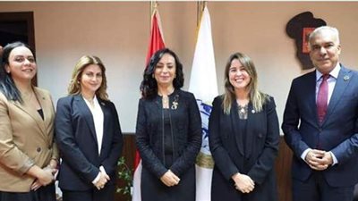 قومى المرأة يقدم الدعم لضحايا الحروق من النساء