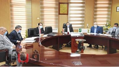 محافظ الشرقية يترأس لجنة لاختبار بعض القيادات