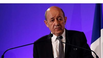 لودريان يدعو للتصدي 