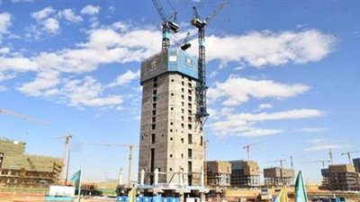 وزير الإسكان: معدل تنفيذ البرج الأيقوني بالعاصمة الإدارية الجديدة وصل للطابق 49 بارتفاع 240 متراً | فيديو