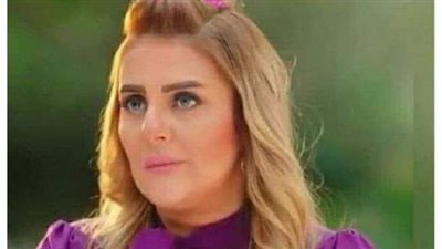 رانيا محمود ياسين في رسالة عتاب لزملائها: 