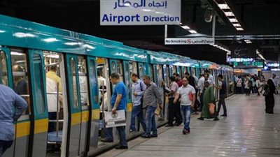 الأنفاق توقع عقدا للإعلانات على خطوط المترو الثلاث لمدة 10 سنوات