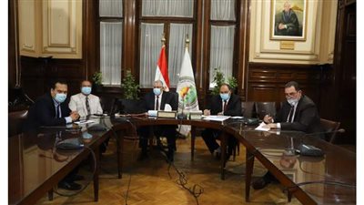 تشكيل فريق عمل من الزراعة والري لمتابعة نتائج تحديث منظومة الري