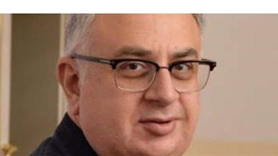 الإعلامي اللبناني ربيع هنيدي يعلن إصابته بفيروس كورونا