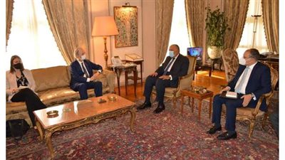 وزير الخارجية يبحث مع مبعوث الأمم المتحدة سبل دفع التسوية السلمية للأزمة السورية