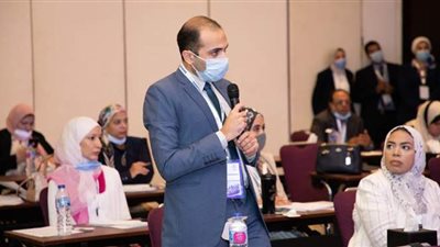 هيئة الدواء المصرية تبحث دعم صناعة المستحضرات الدوائية المثيلة