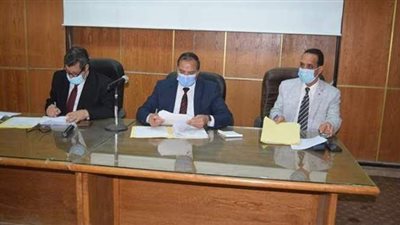 أداب سوهاج تخفض الرسوم الدراسية  500 جنيه 