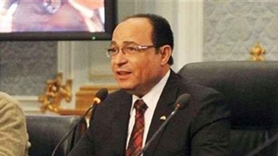 برلماني يطالب الحكومة بالحسم في تطبيق الإجراءات الاحترازية